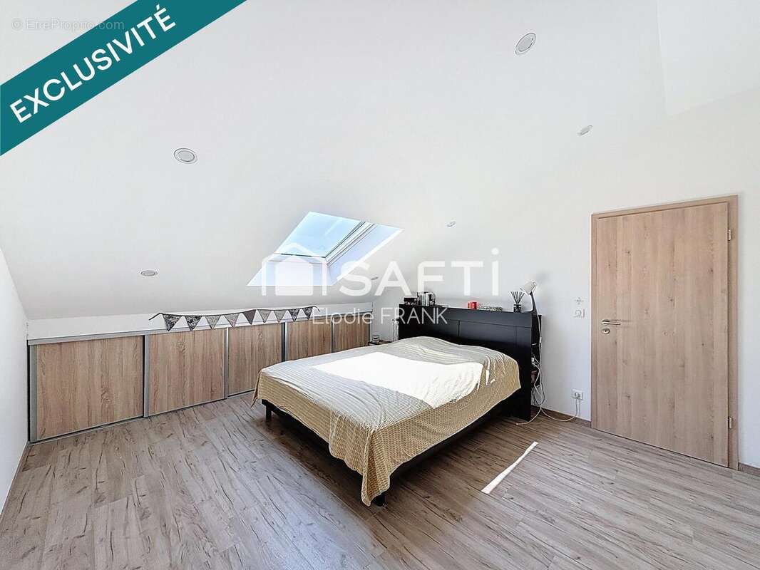 Maison 184 m² à Redange  - photo 9