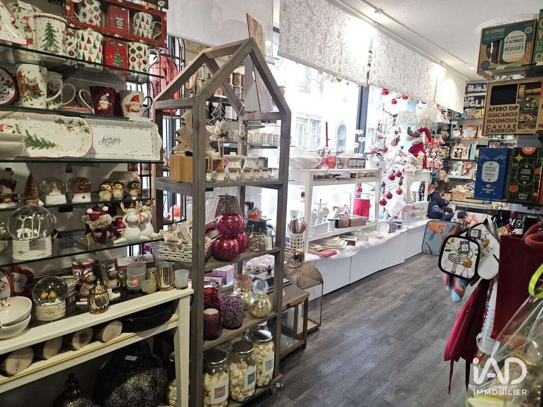 Photo 4 - Commerce à PLOZEVET