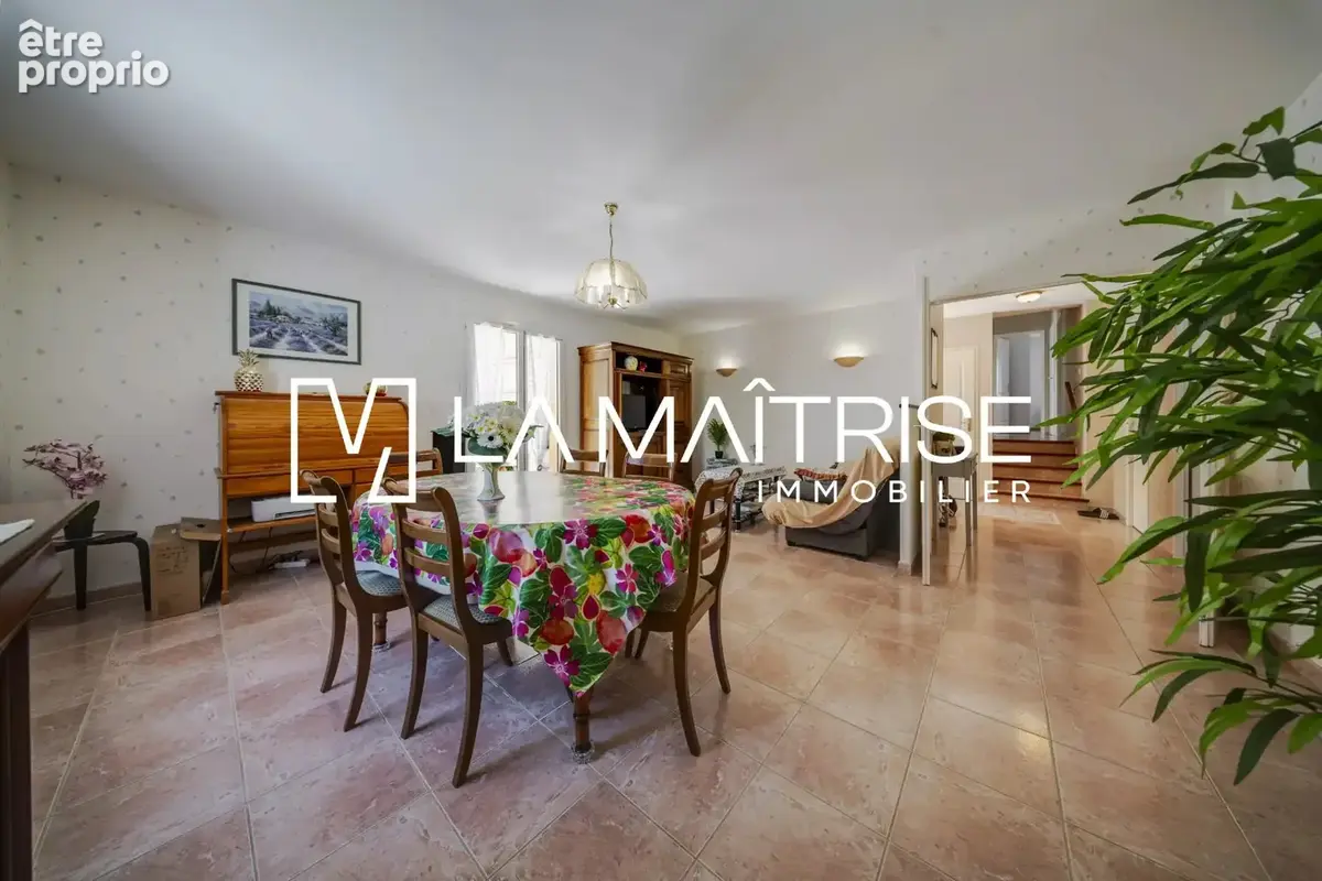 Maison 116 m² à Marseille-9e  - photo 4