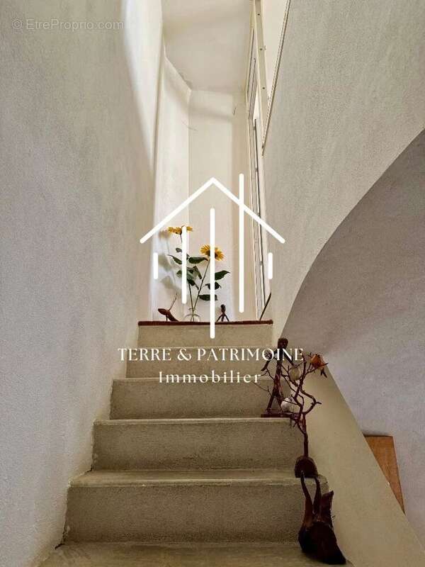 Maison à VALLON-PONT-D&#039;ARC