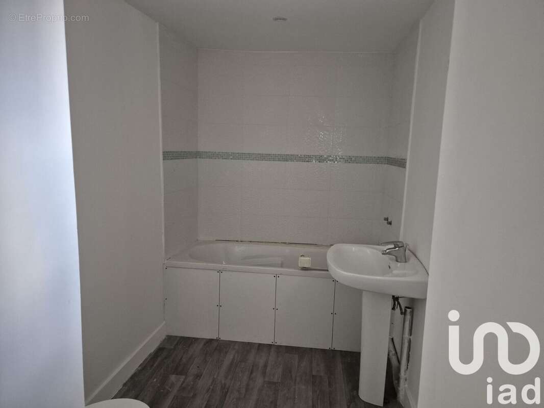 Photo 5 - Appartement à CHANTELOUP-LES-VIGNES