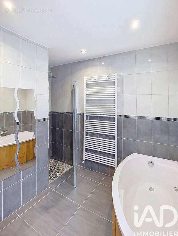 Photo 7 - Maison à QUERRIEU