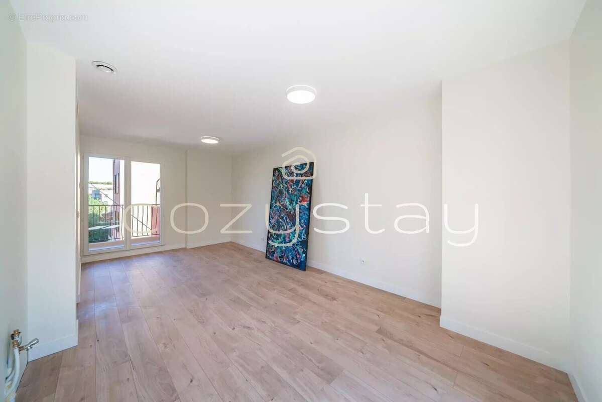 Appartement à MANDELIEU-LA-NAPOULE