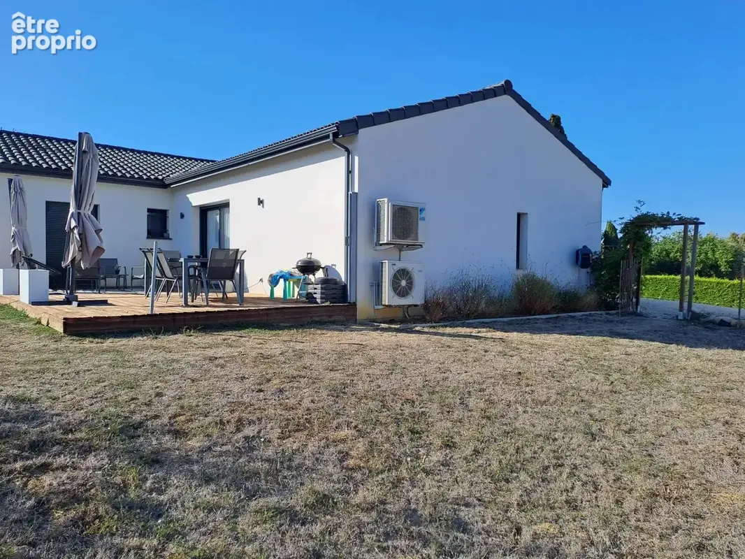 Superbe Villa récente T4 avec piscine et garage - photo 12
