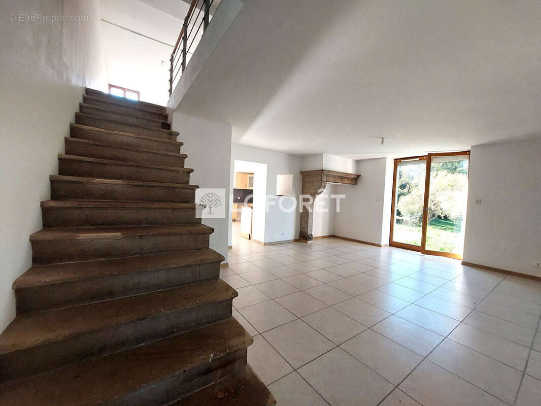 Maison à GRANDVILLERS