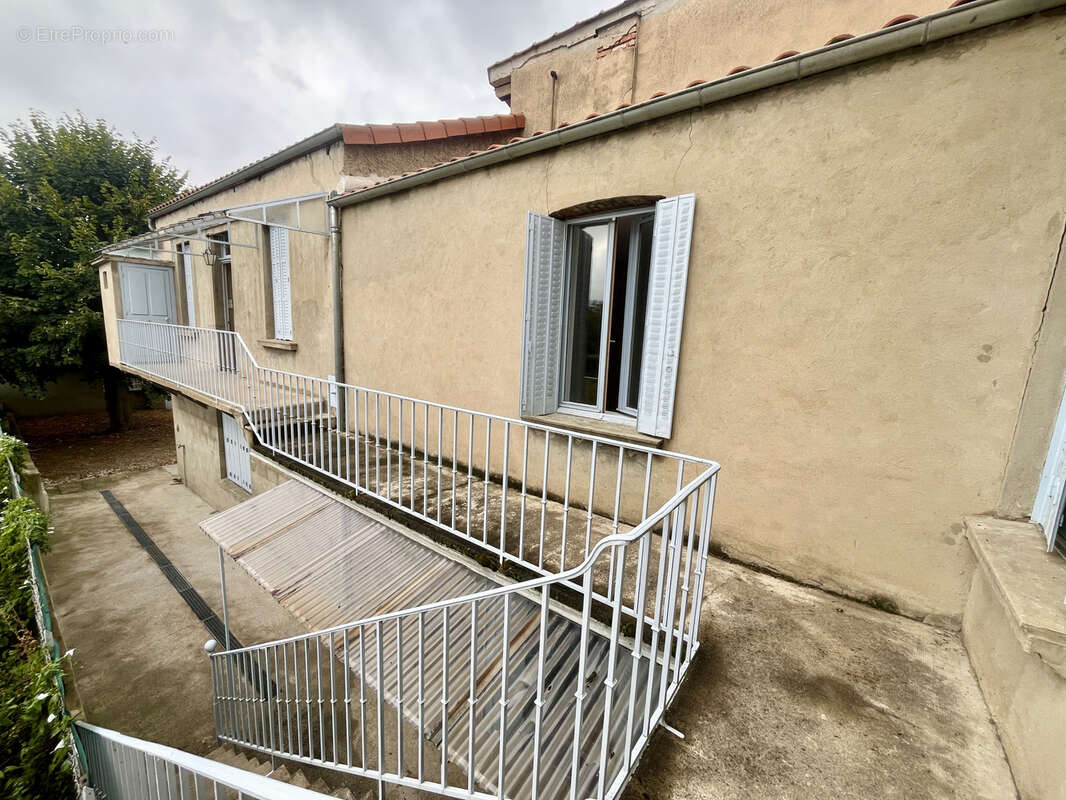 Maison à AUZAT-LA-COMBELLE