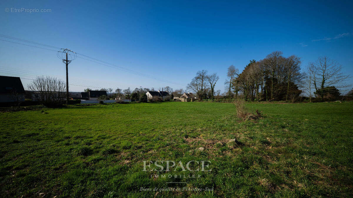 Terrain à CONCARNEAU