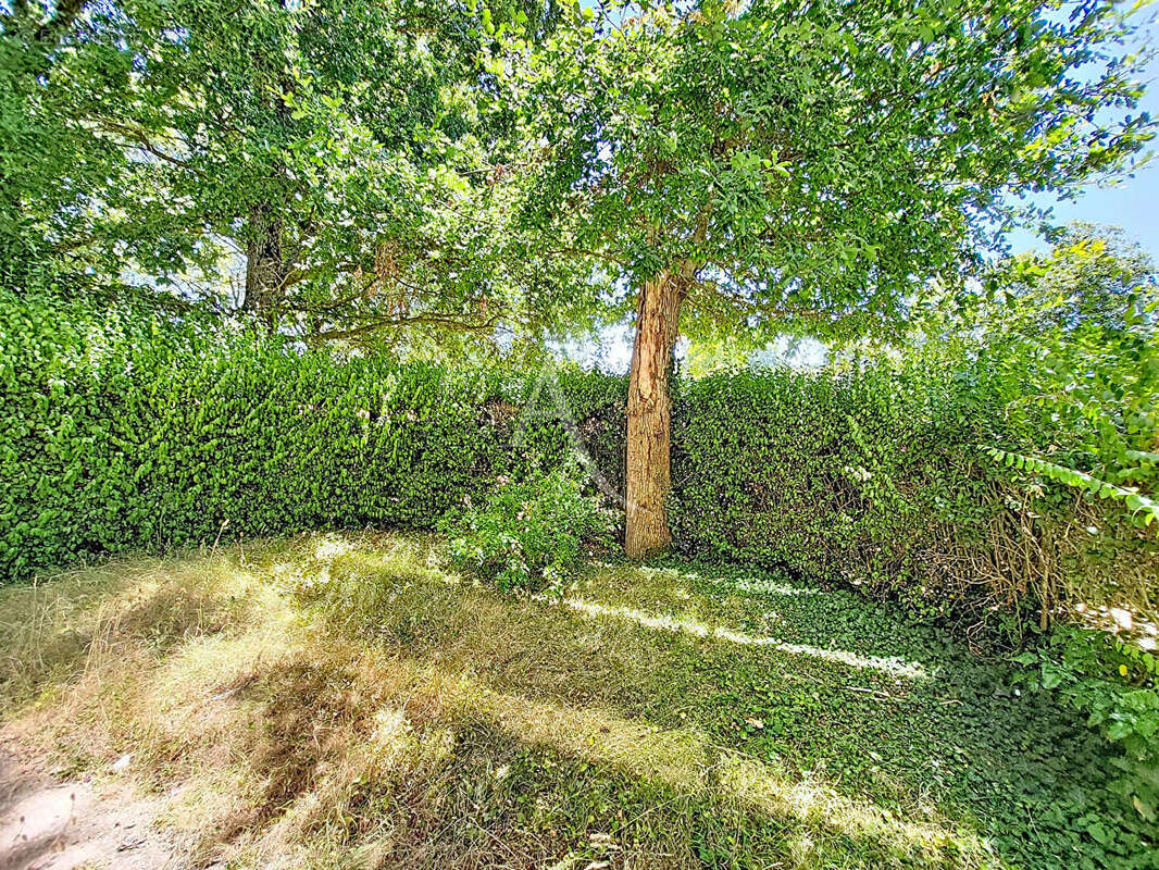 Appartement T3 avec jardin privatif, garage et cave . Proche du Parc de Moine - photo 11