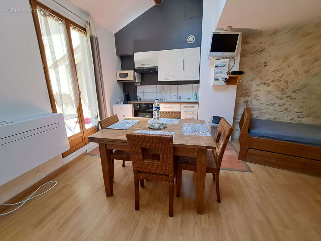 Appartement en duplex au coeur du village - photo 3