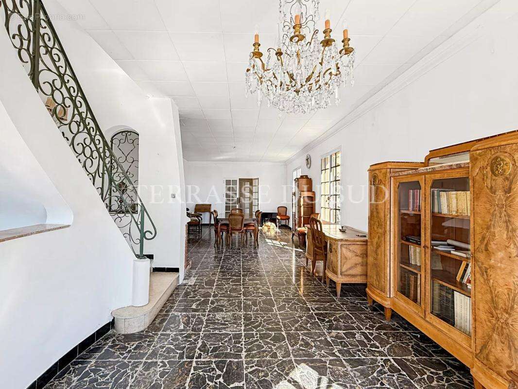 Maison à SIX-FOURS-LES-PLAGES