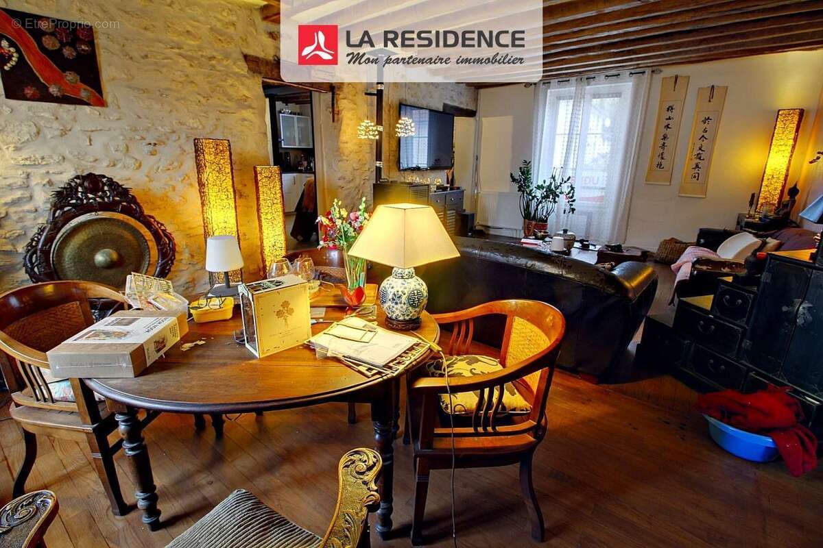 Appartement à VAUX-SUR-SEINE