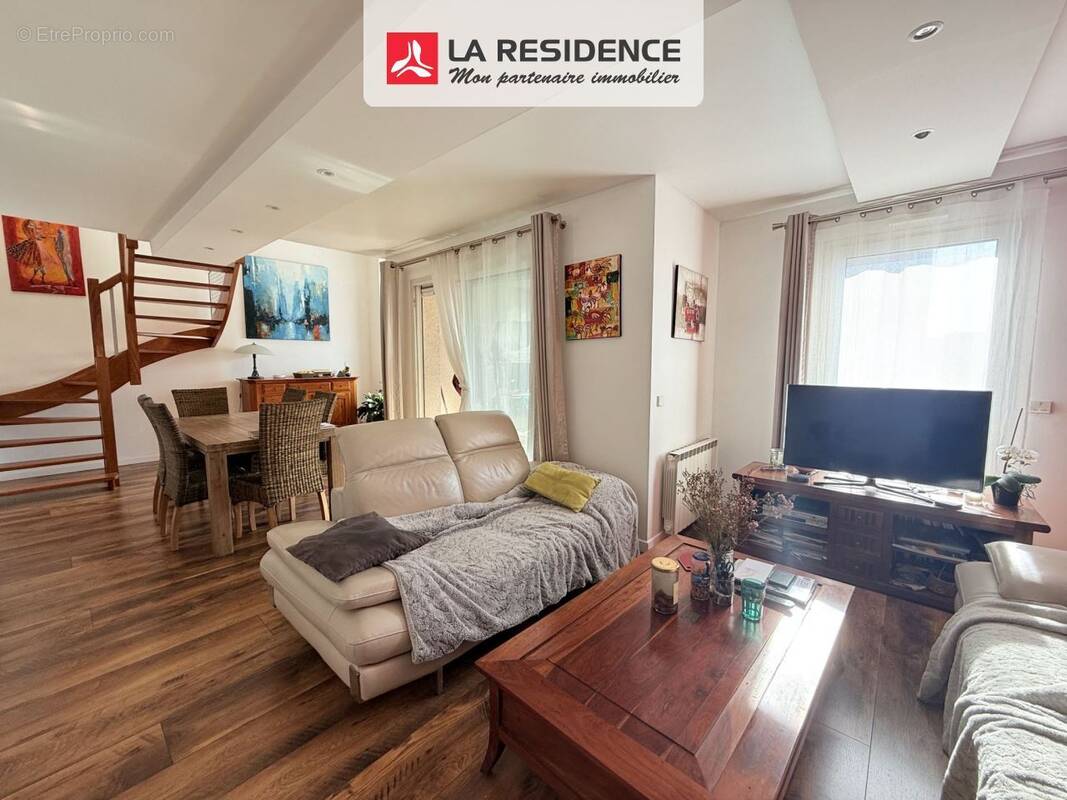 Appartement à VELIZY-VILLACOUBLAY