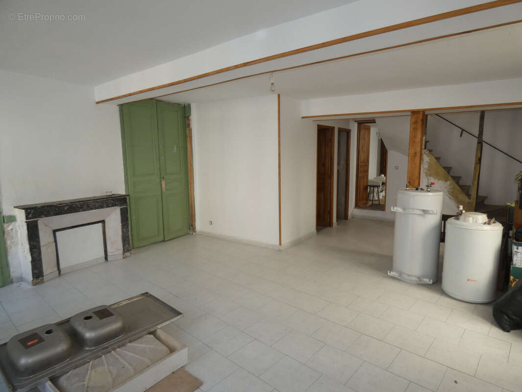 Maison à BRIENON-SUR-ARMANCON
