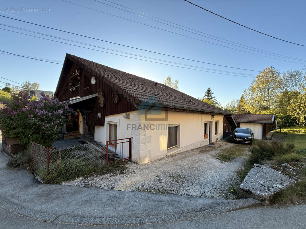 Damprichard - ensemble de 5 appartements - photo 3