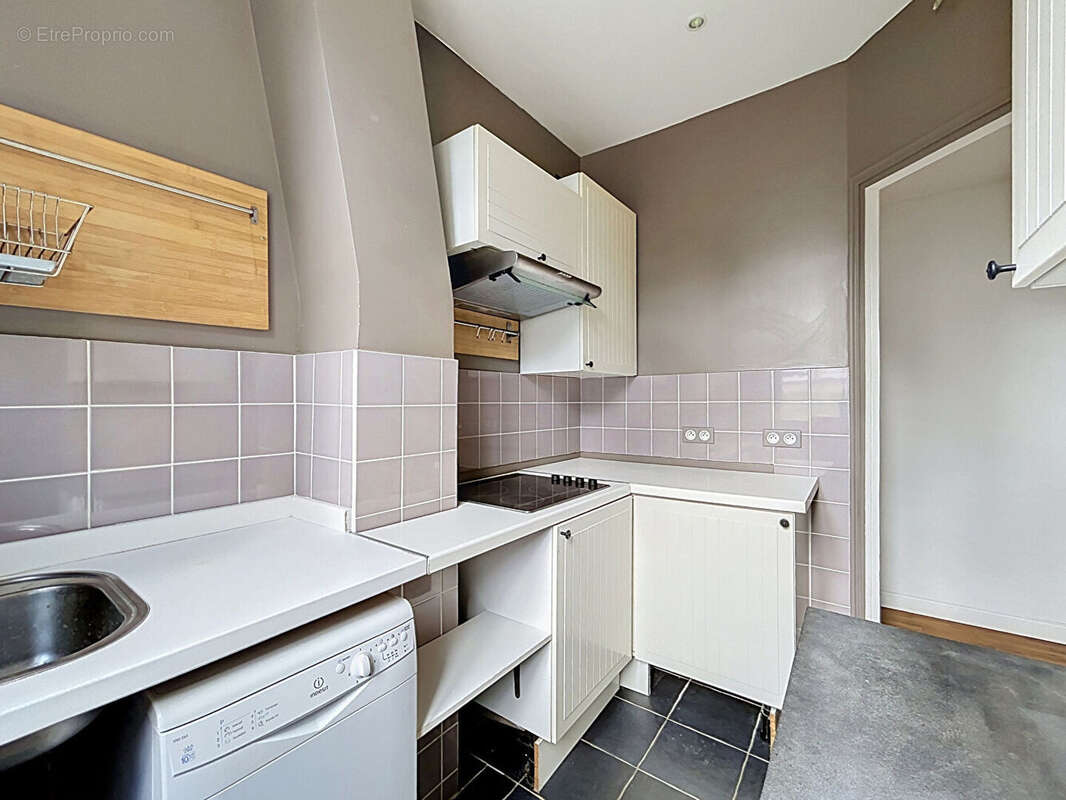 RER A Le Parc de Saint Maur. Appartement 2 pièces de 50.24 m2 - photo 3