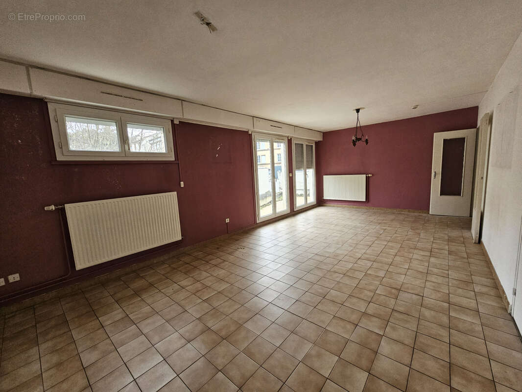 Appartement à SAINT-ETIENNE