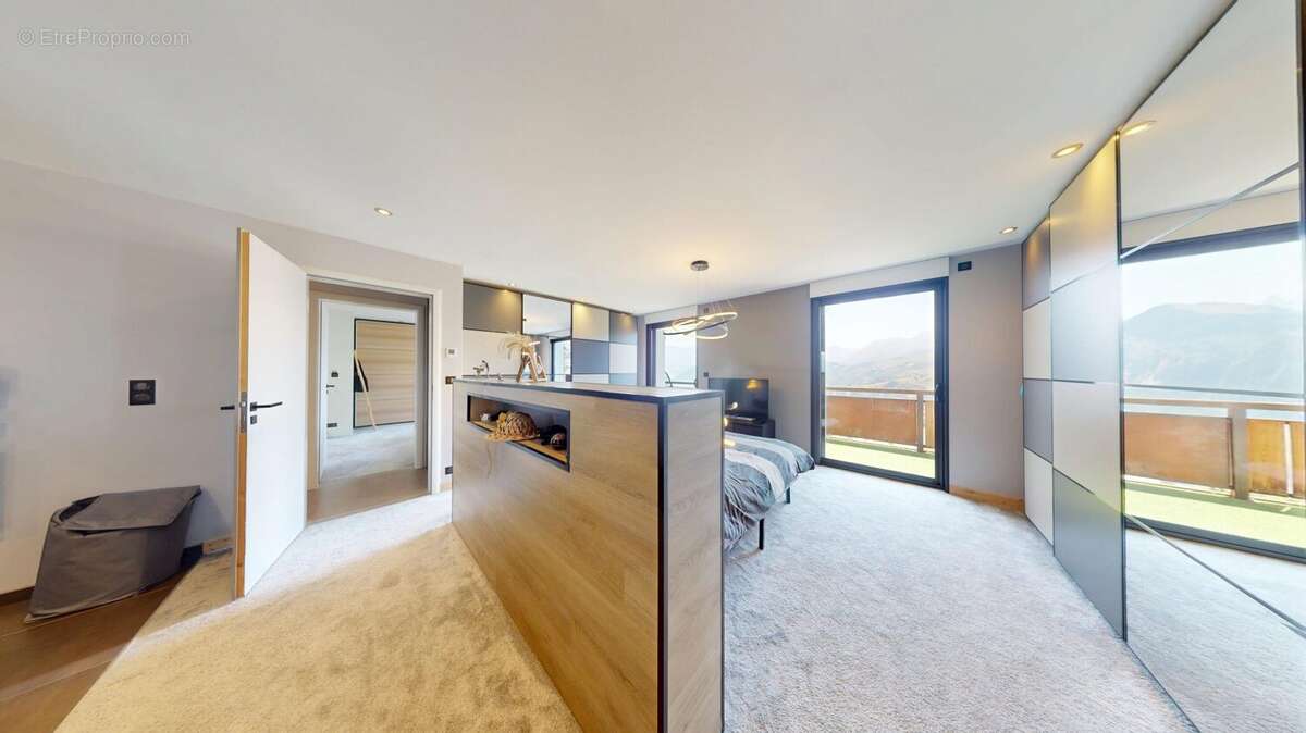 Appartement 245 m² à Fontcouverte-La-Toussuire  - photo 6