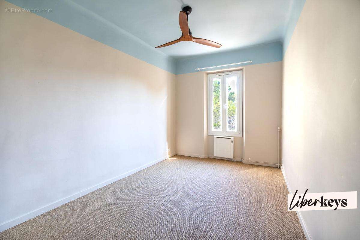 Appartement duplex à l'esprit maison avec terrasse de 40 m² et studio indépendant – Hyères Godillot - photo 6