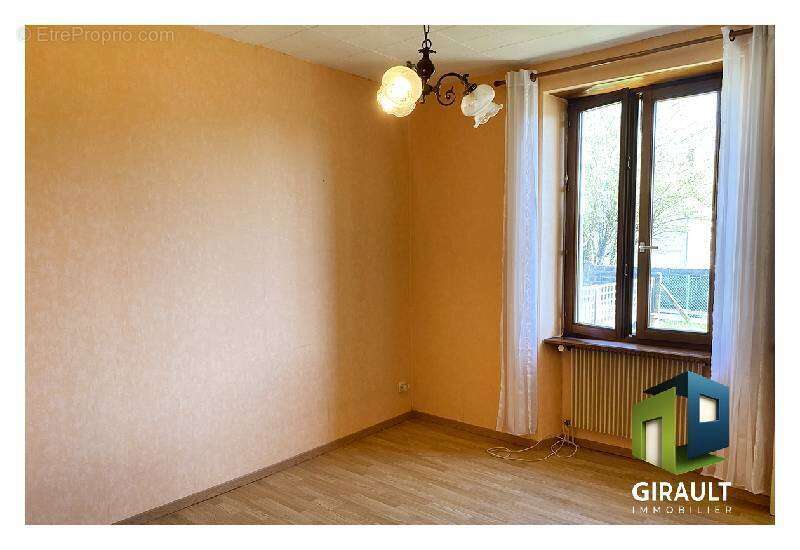 Maison à LUXEUIL-LES-BAINS