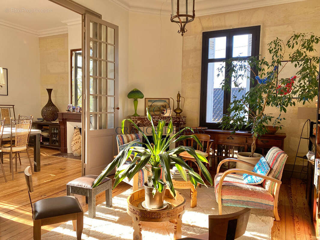 Appartement à BORDEAUX