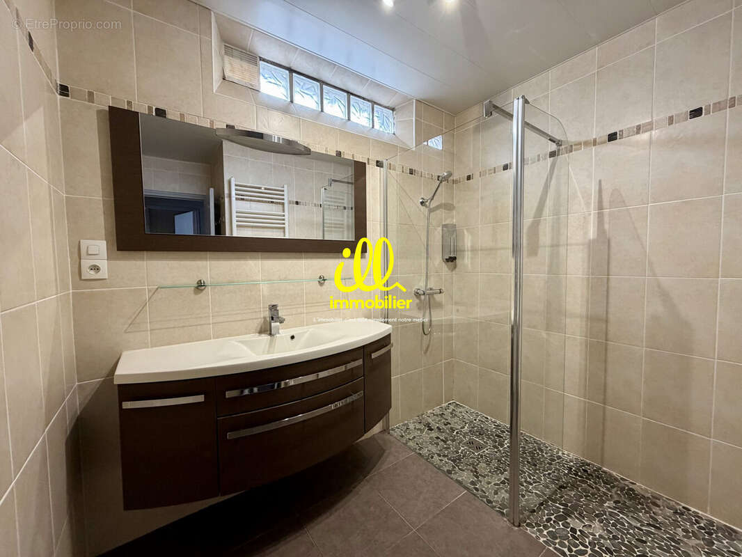 Maison 88 m² à Charleville-Mezieres  - photo 9