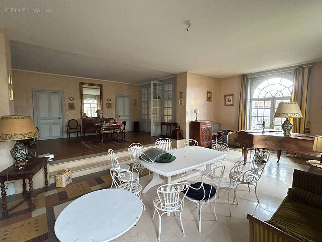 Maison à COUSANCES-LES-FORGES