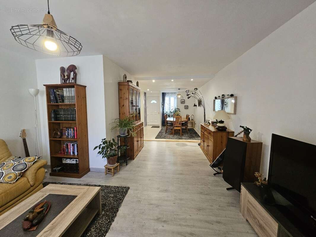 Maison à LAURE-MINERVOIS