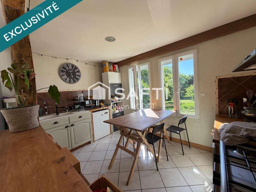 Maison 130 m² à Buxeuil  - photo 4