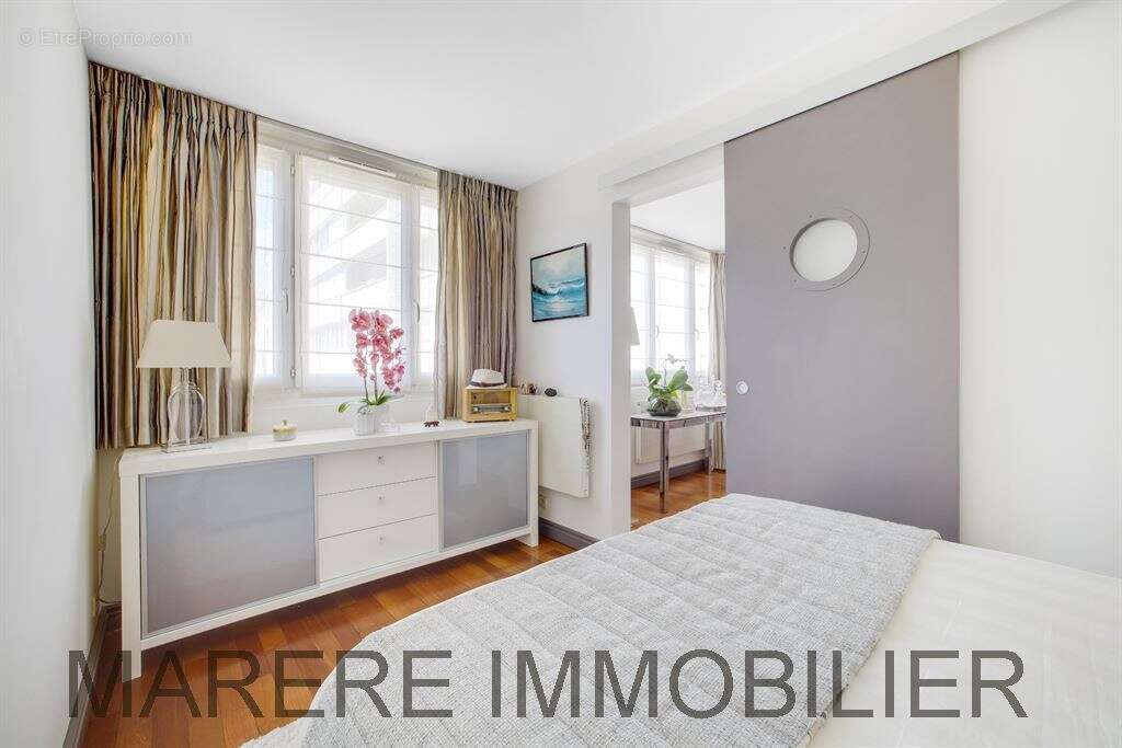 Appartement à PARIS-20E