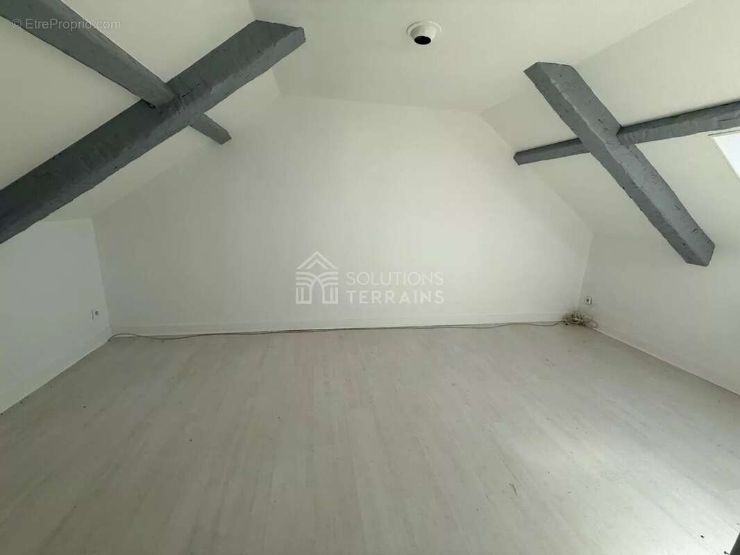 Maison à VILLERS-SOUS-SAINT-LEU