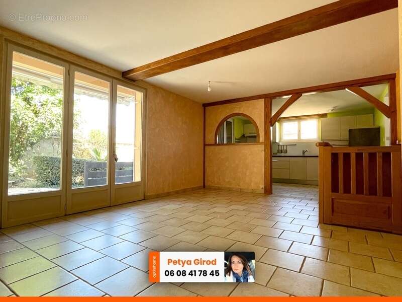 Maison à vendre  PIERRECLOS (71) - photo 14