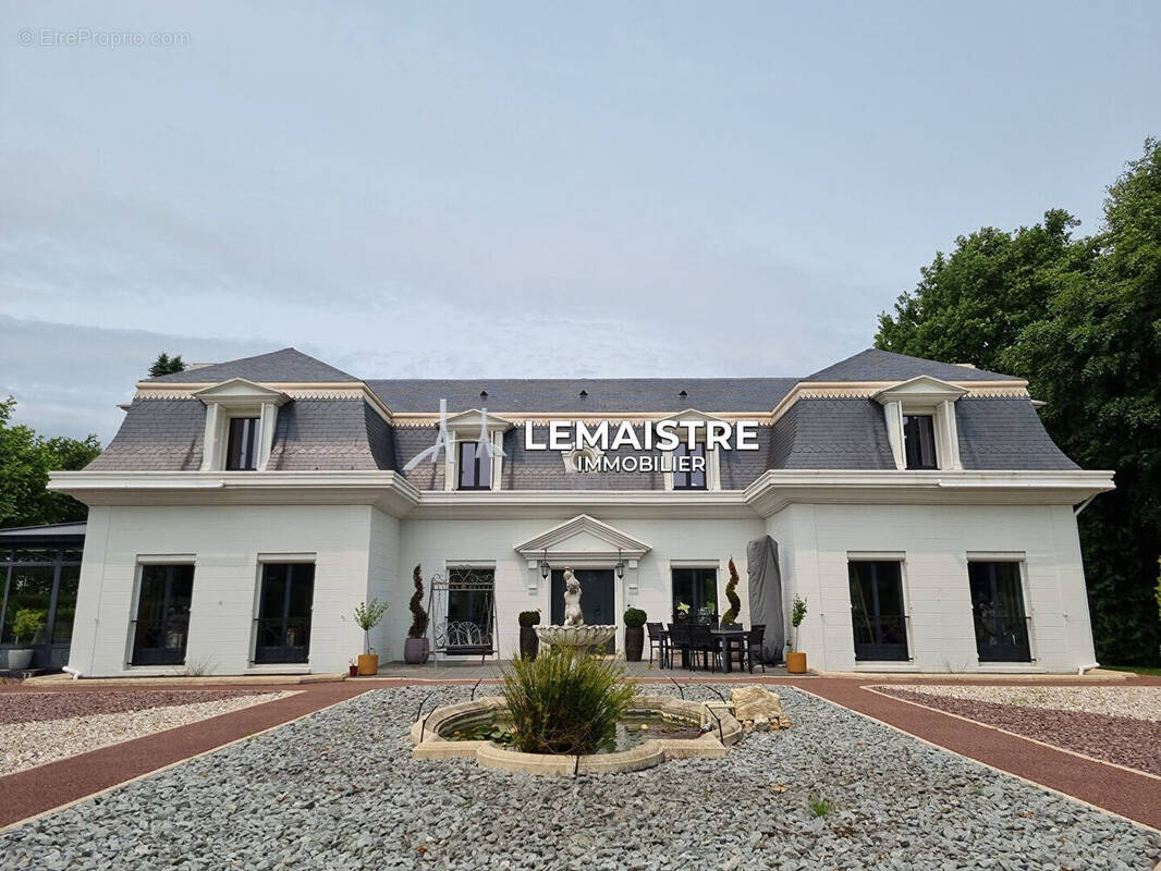 Maison à SAINT-ROMAIN-DE-COLBOSC