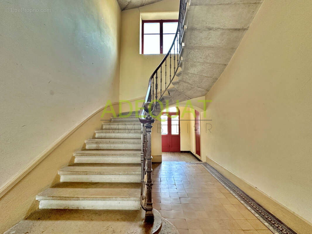 Appartement à SAINT-CLAIR-DE-LA-TOUR