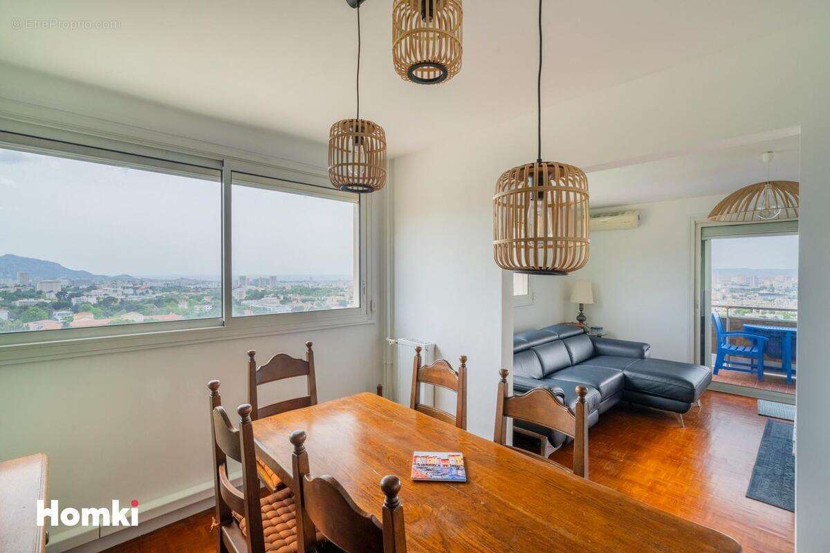 Appartement à MARSEILLE-10E