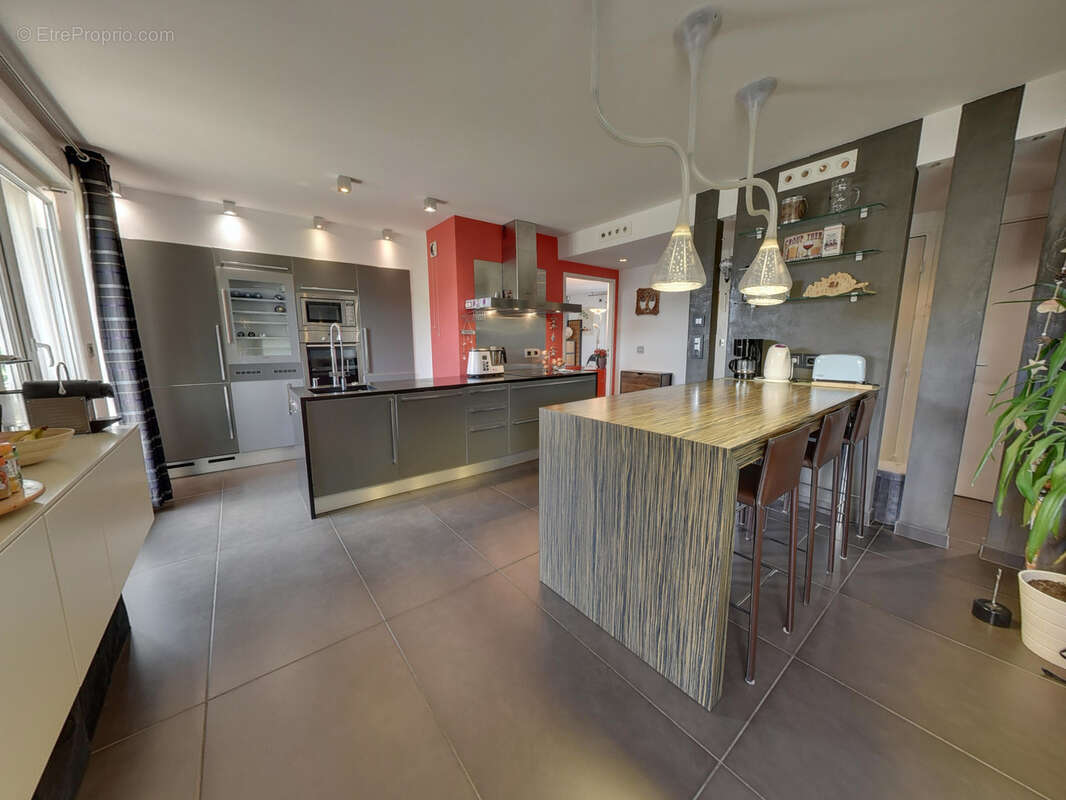 Superbe loft haut de gamme 3 pieces + cuisine en dernier etage avec vue echirolles - photo 7