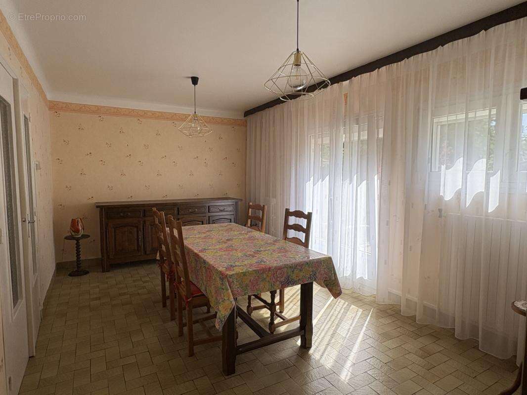 À vendre – Maison 5 pièces avec jardin, sous-sol et dépendance – St-Charles 54860 - photo 9