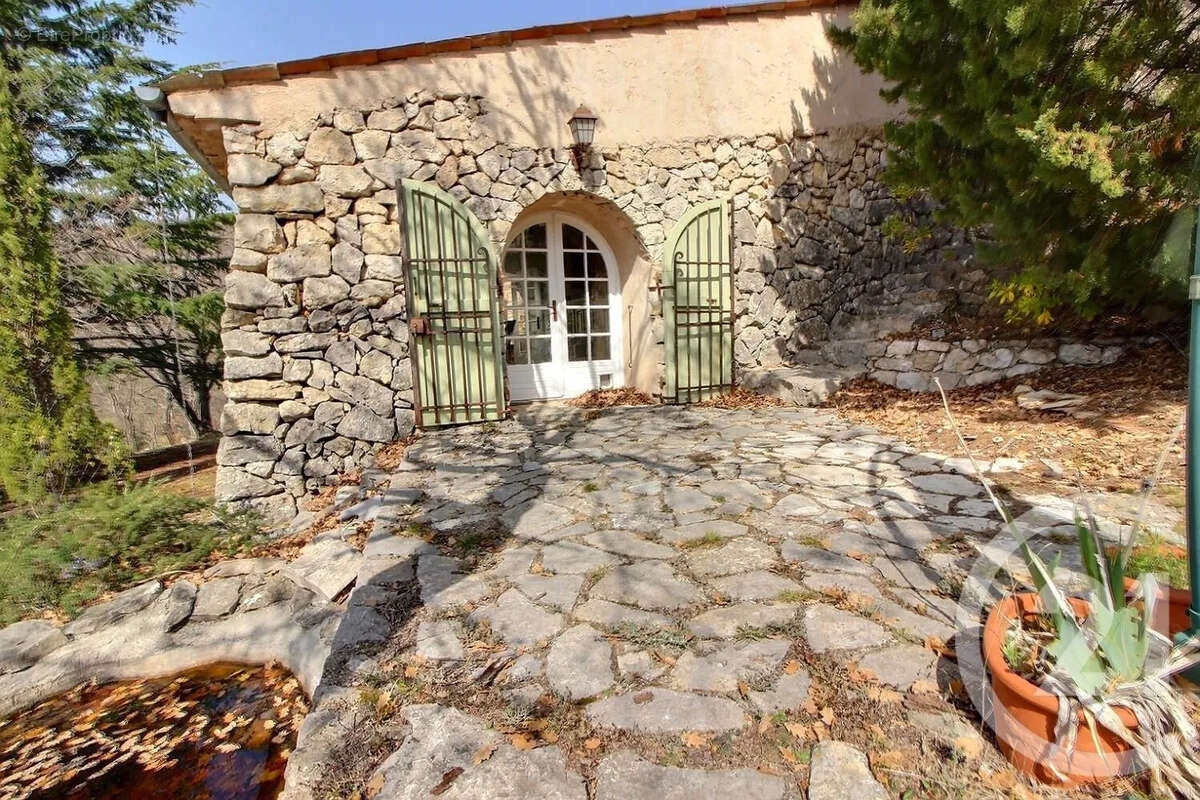 Maison à LE BAR-SUR-LOUP