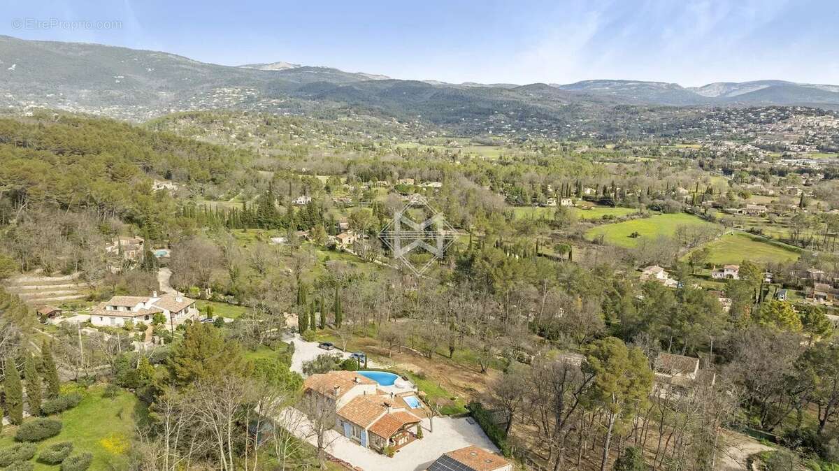 Maison à FAYENCE