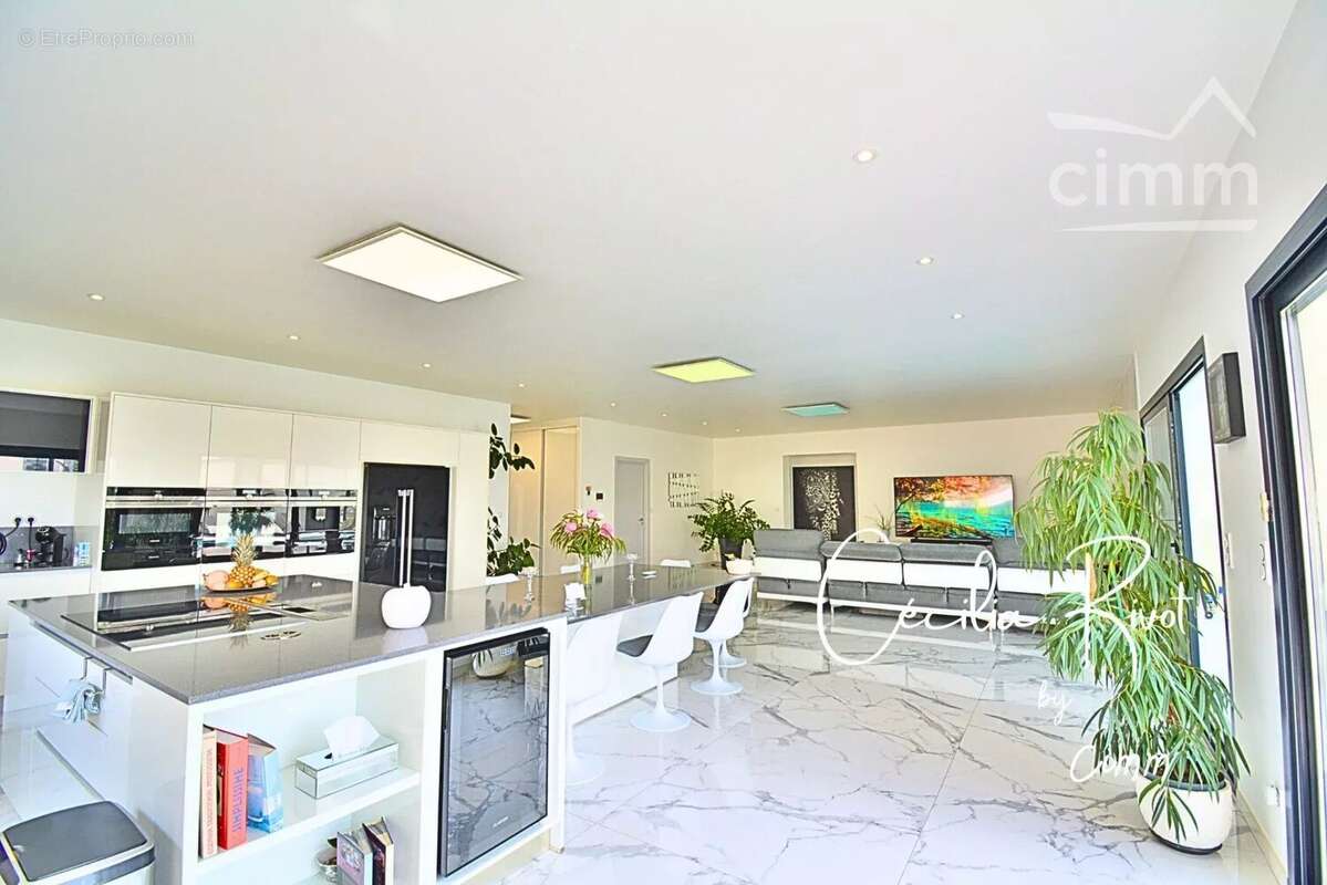 Llupia (66) villa d’exception contemporaine  avec piscine interieur - photo 5