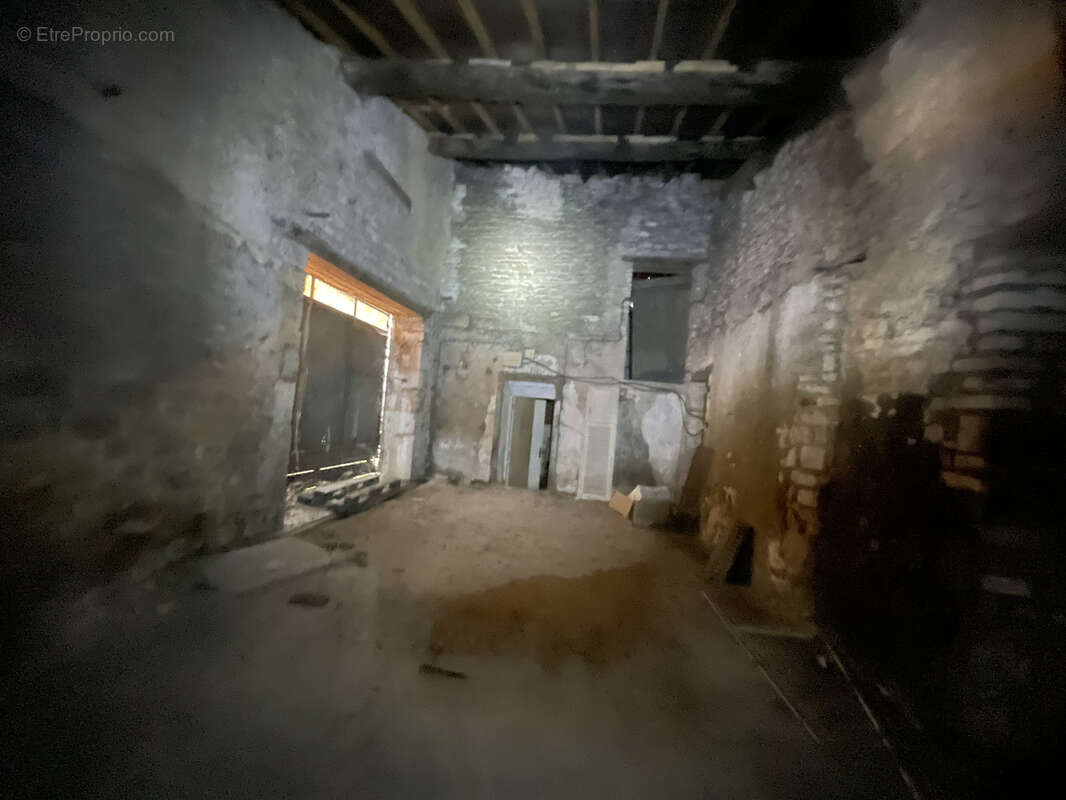 Maison à SOMMEDIEUE