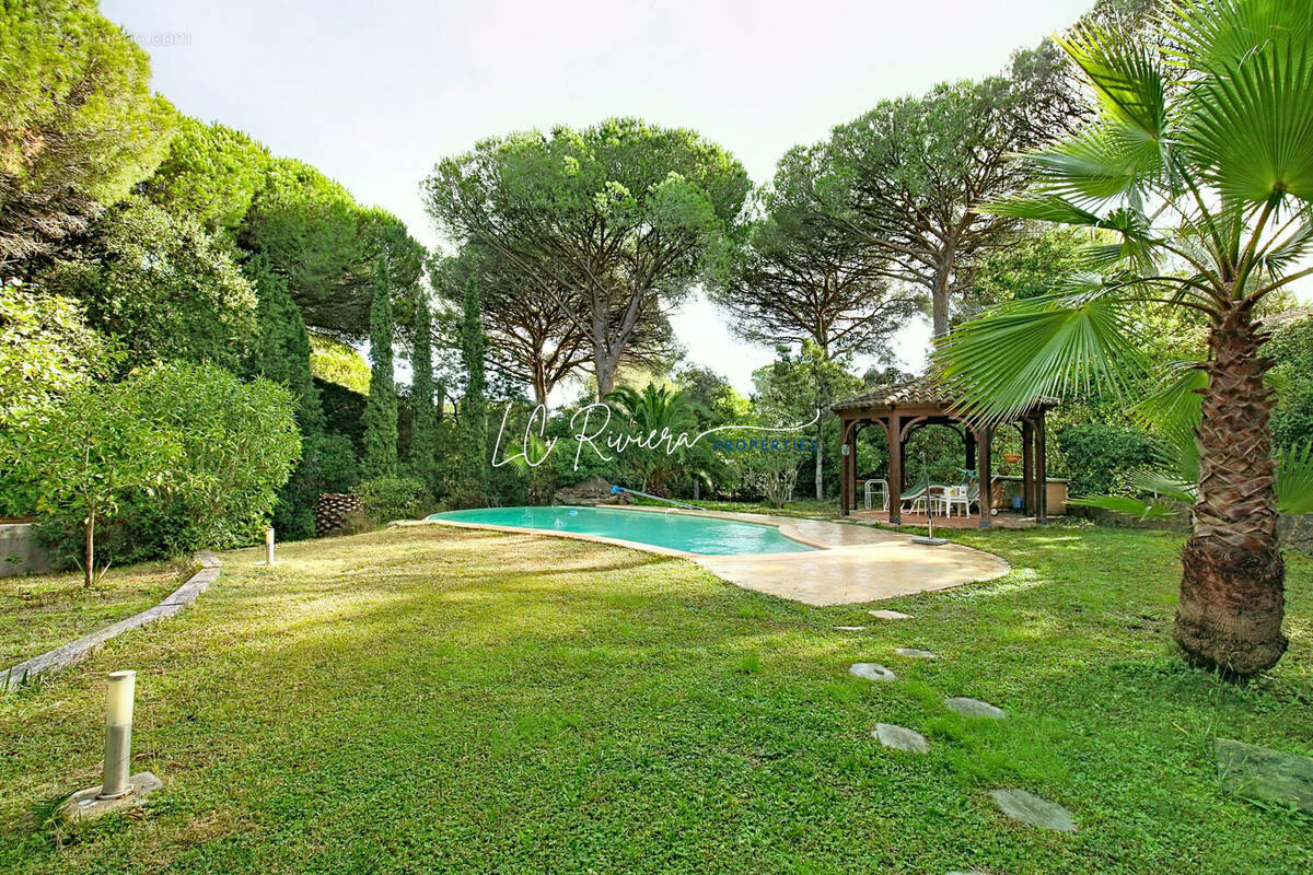 Maison à SAINT-RAPHAEL