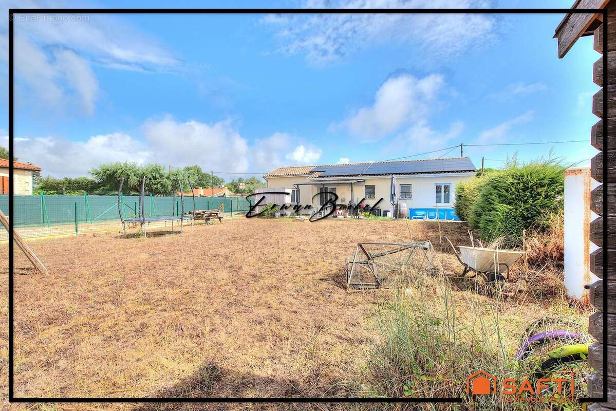Photo 3 - Maison à BERSON