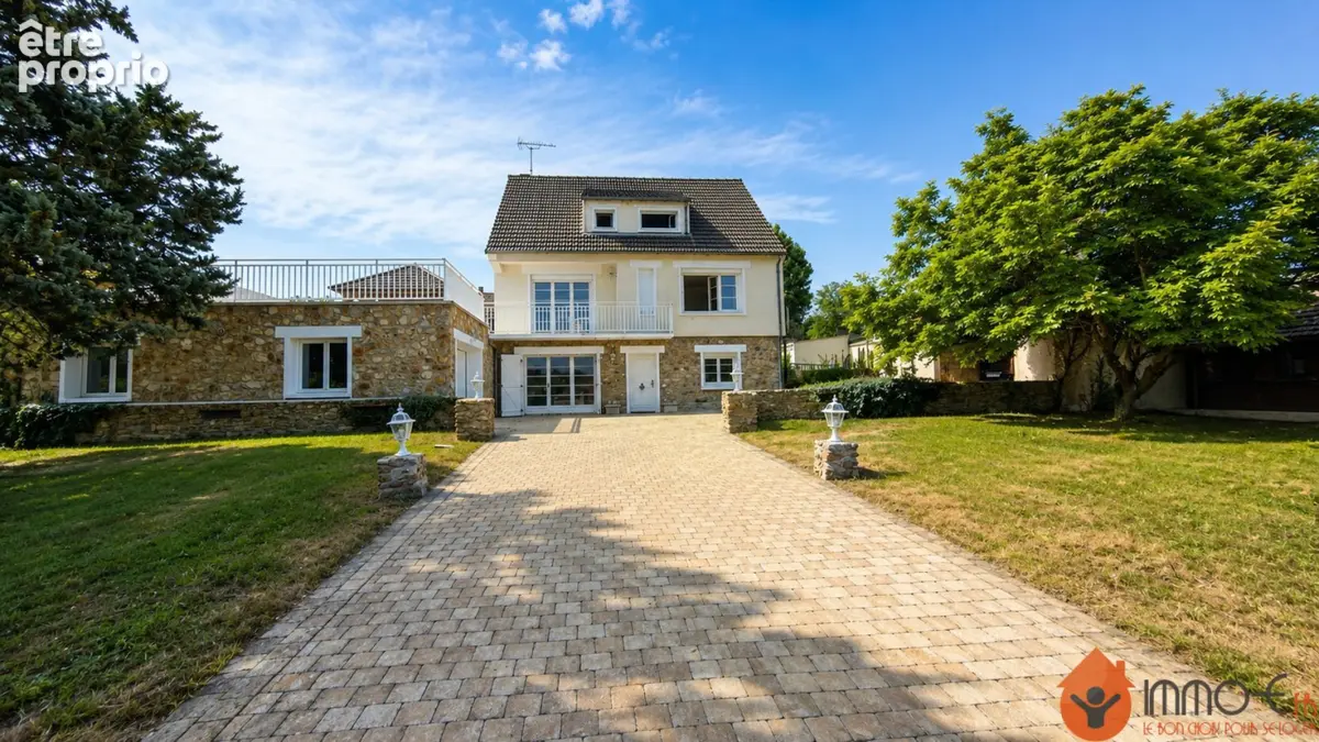 Maison 9 pièces 295 m² à vendre à Nanteuil-Les-Meaux (77100) - photo 2