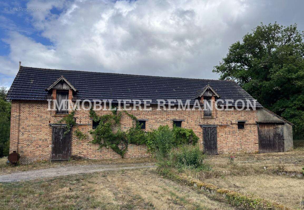 Maison à BRINON-SUR-SAULDRE