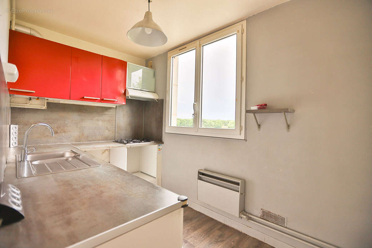 Appartement à NEAUPHLE-LE-CHATEAU