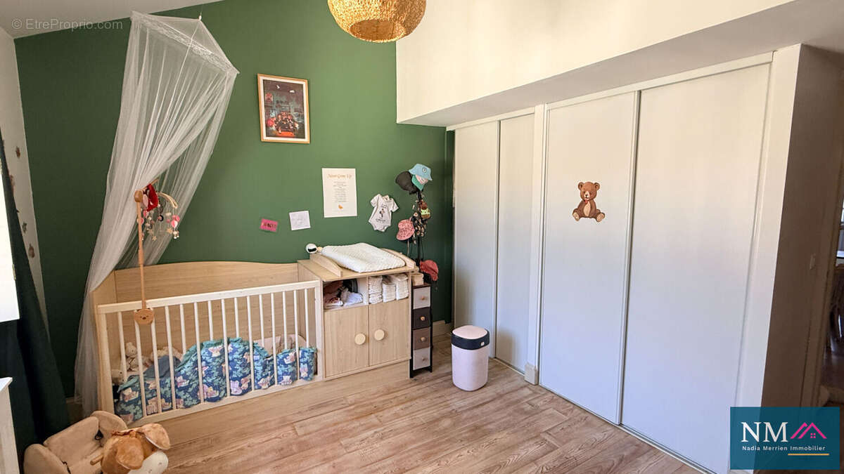 Appartement T4 duplex , Dernier étage avec ascenseur et grenier - photo 10