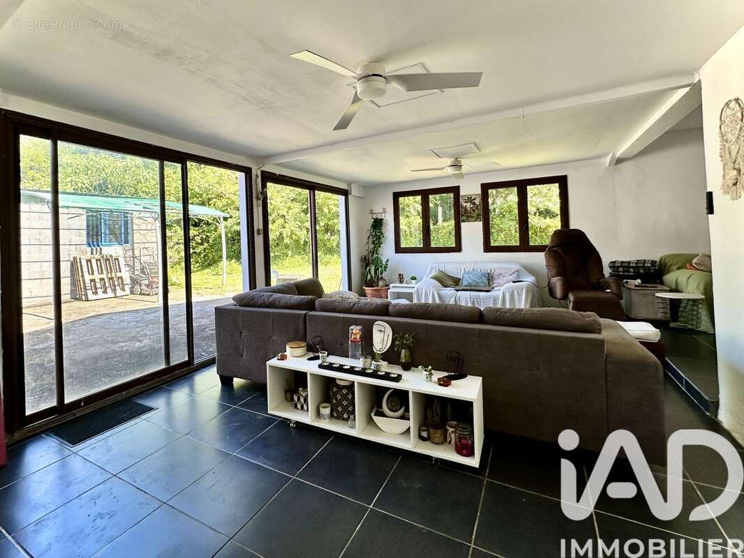 Maison 154 m² à Saint-Andre  - photo 4