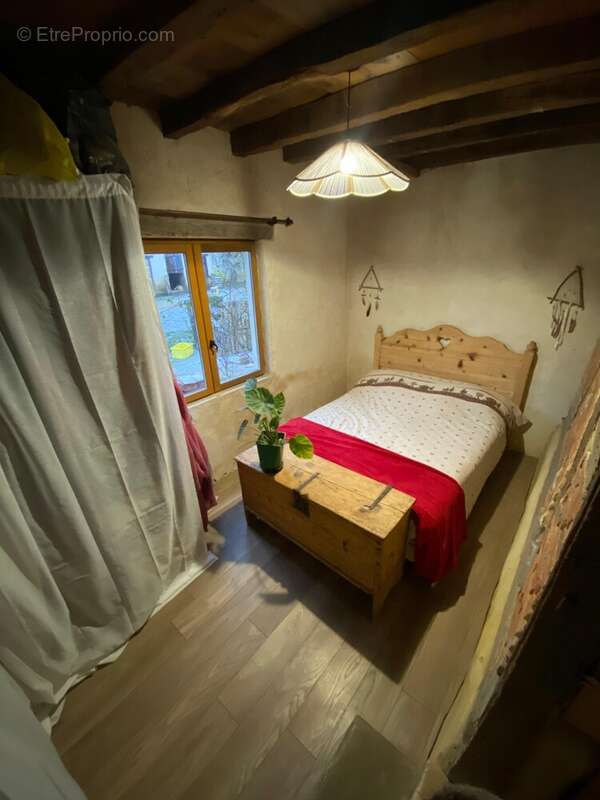 Maison à SAINT-VINCENT-EN-BRESSE