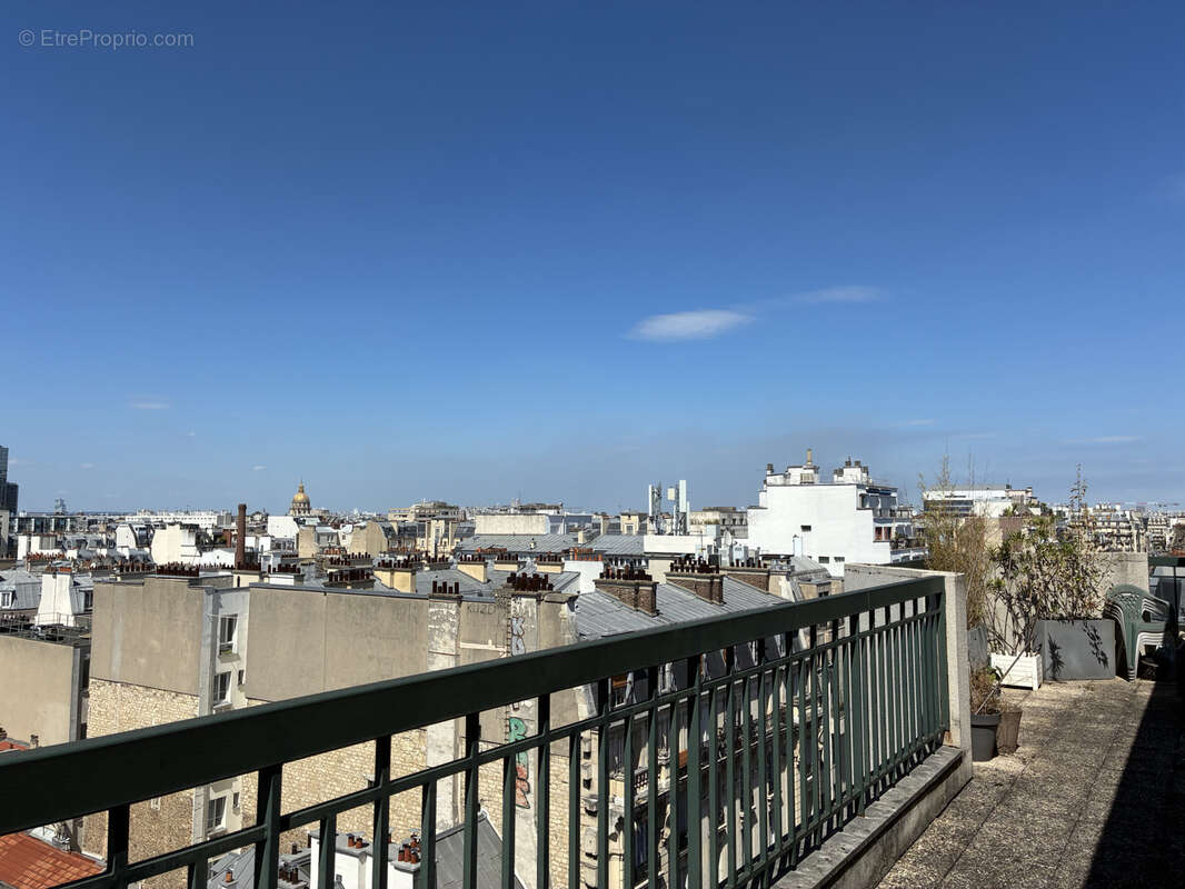 Appartement à PARIS-15E