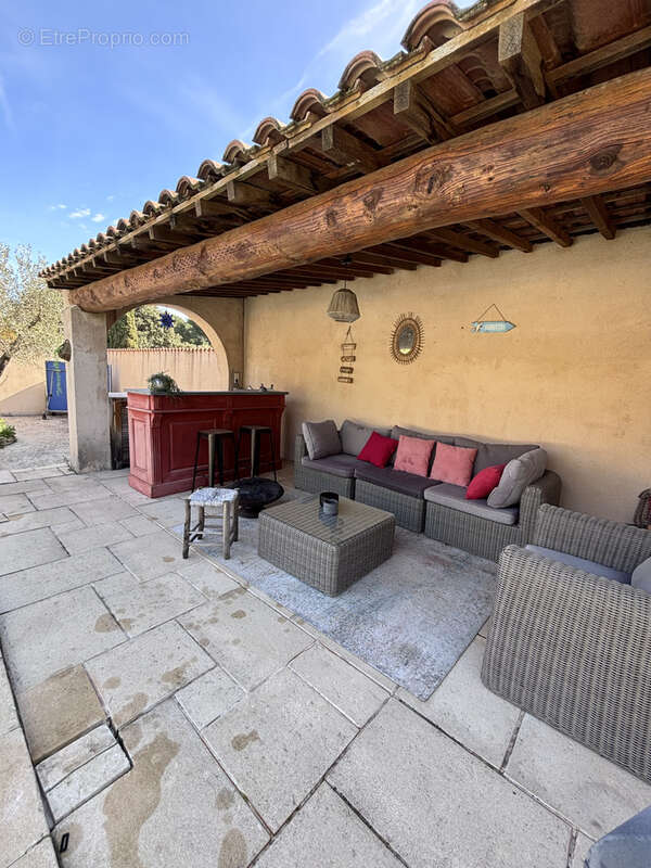 Maison à LA CADIERE-D'AZUR